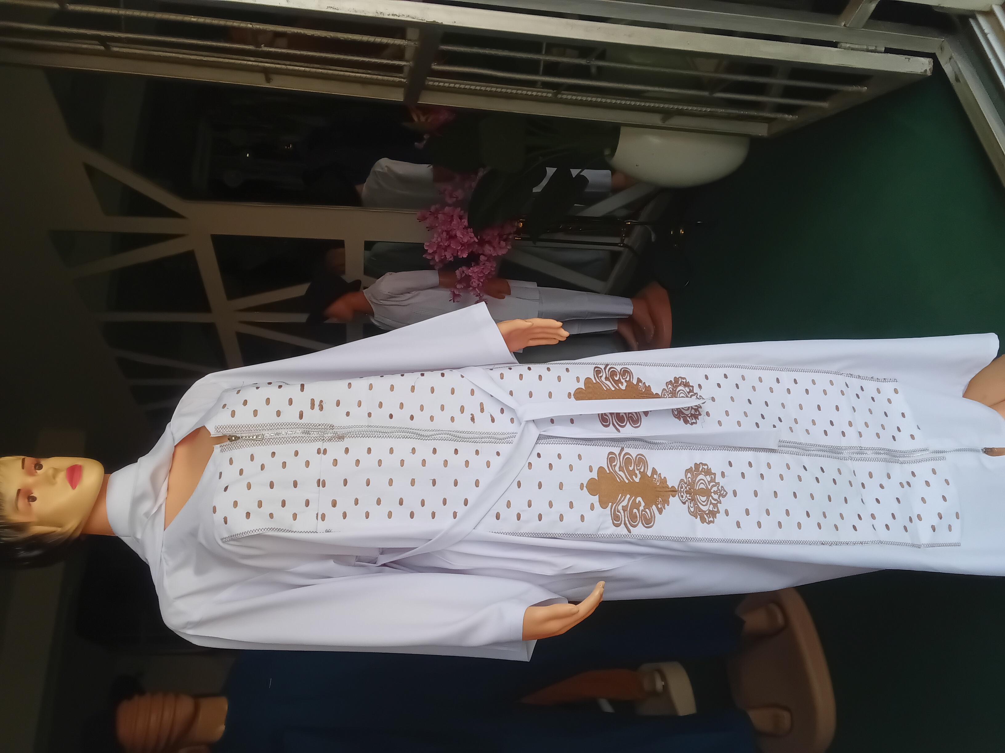 White Abaya for sale